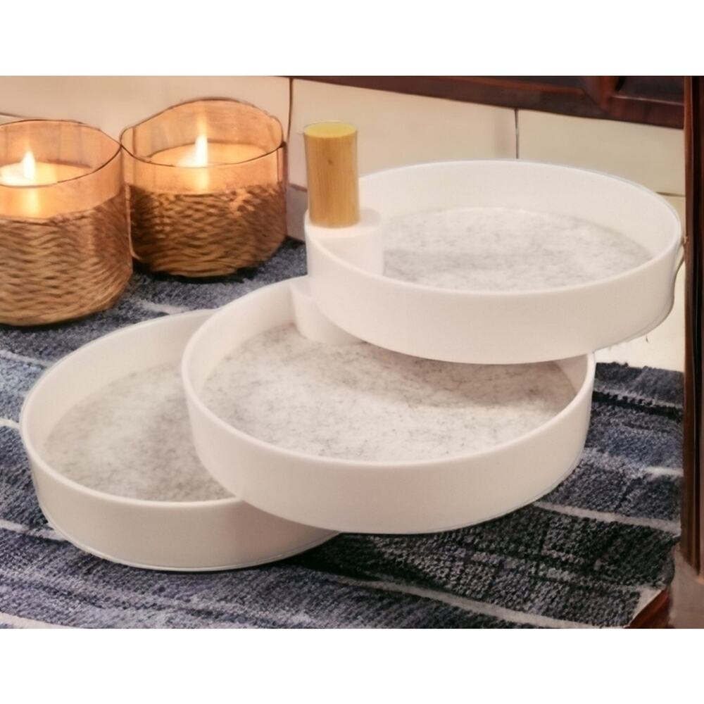 The 2Bandits Tiered Catchall Tray New in Box White Gray Jewelry Organizer